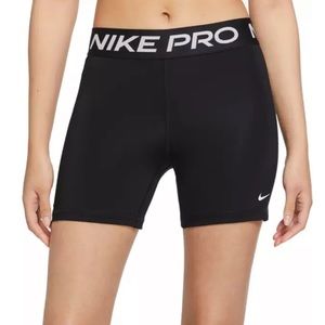 NWT Nike Pro shorts - Size Large